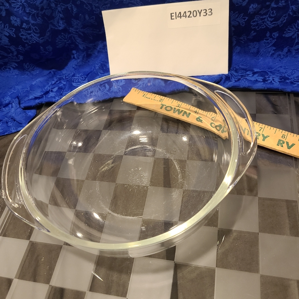 Pyrex Glass Dish - Picture 11 of 12